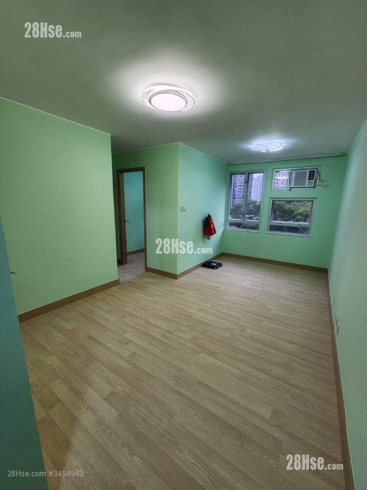 King Tin Court Rental 2 Bedrooms , 1 Bathroom 431 ft² ( 40.0 m² )