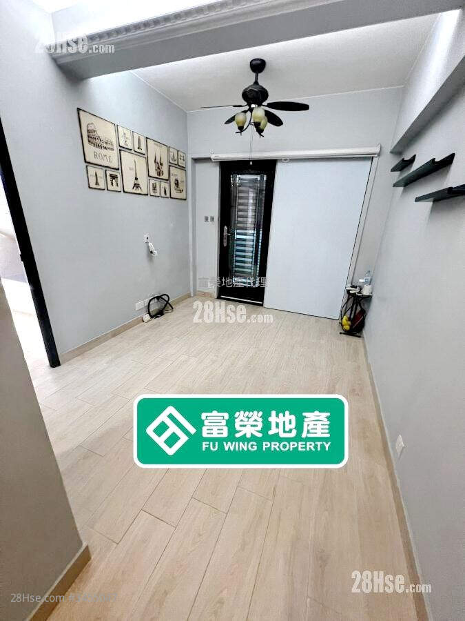 Garfull Building Sell 319 ft² ( 29.6 m² )