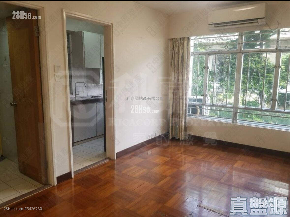 Ching Lai Court Sell 2 Bedrooms , 1 Bathroom 388 ft² ( 36.0 m² )