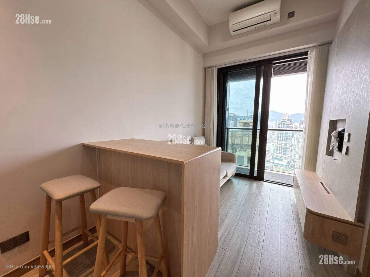 The Vantage Rental 1 Bedroom , 1 Bathroom 277 ft² ( 25.7 m² )