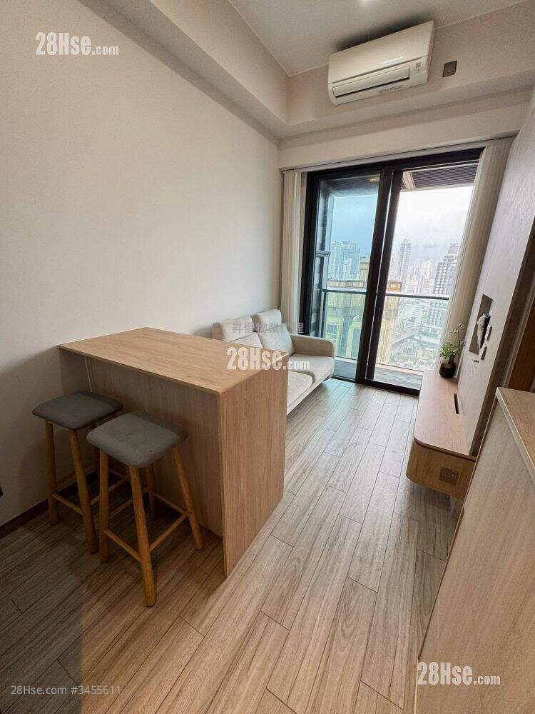 The Vantage Rental 1 Bedroom , 1 Bathroom 277 ft² ( 25.7 m² )