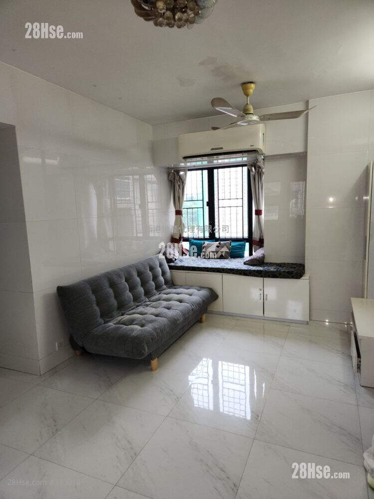 Wing Fai Mansion Rental 3 Bedrooms , 1 Bathroom 524 ft² ( 48.7 m² )