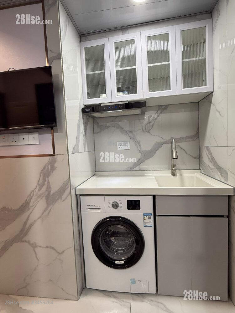 Ocean View Court Rental Studio , 1 Bathroom 180 ft² ( 16.7 m² )