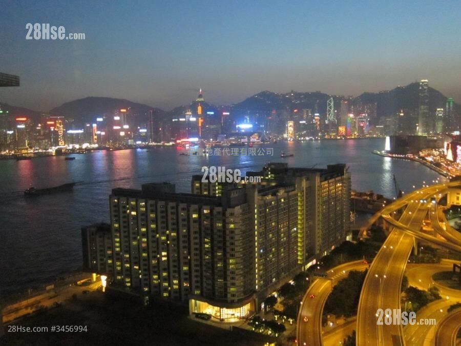 Harbour Place Sell 2 Bedrooms , 1 Bathroom 481 ft² ( 44.7 m² )