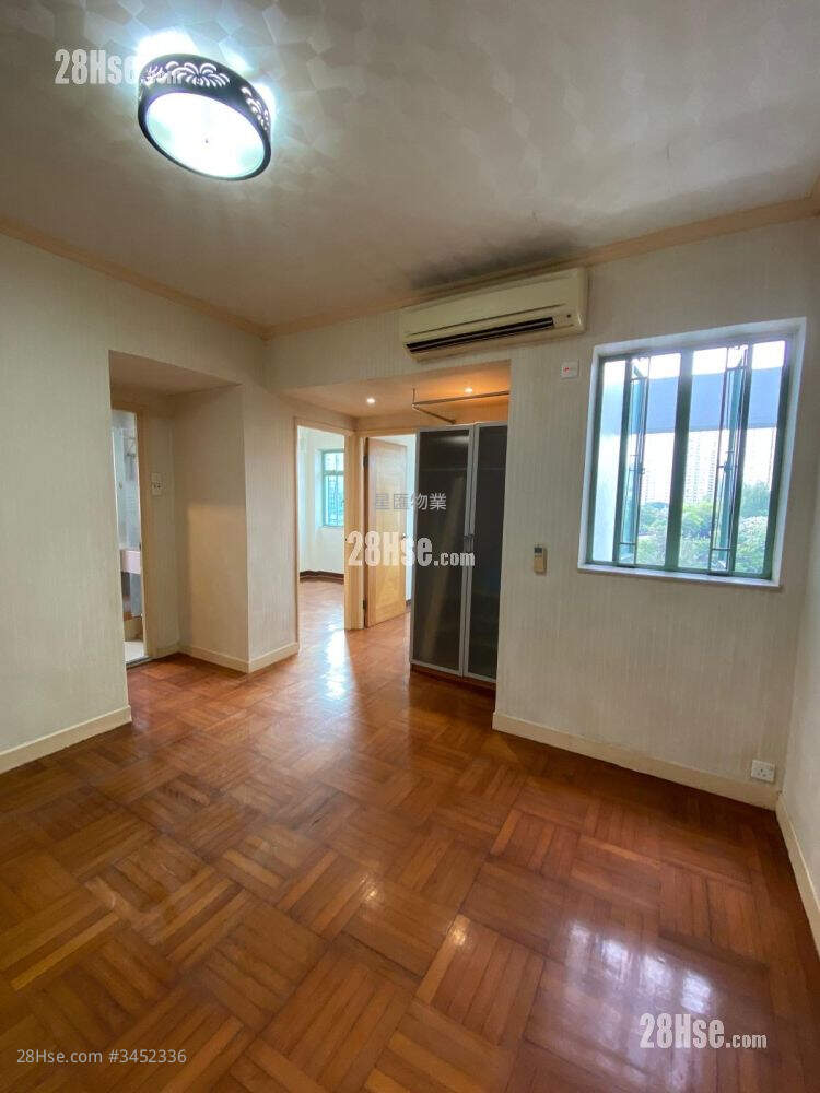 Lederle Garden Rental 2 Bedrooms , 1 Bathroom 415 ft² ( 38.6 m² )