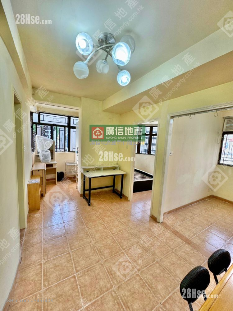 Peony House Sell 3 Bedrooms , 1 Bathroom 422 ft² ( 39.2 m² )