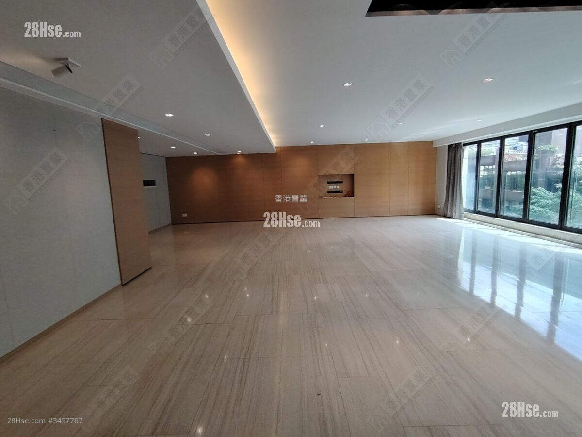 The Hampton Sell 4 Bedrooms , 1 Bathroom 2,621 ft² ( 243.5 m² )