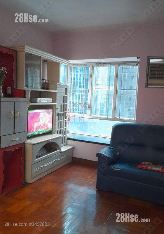 Victor Court Sell 2 Bedrooms , 1 Bathroom 515 ft² ( 47.8 m² )