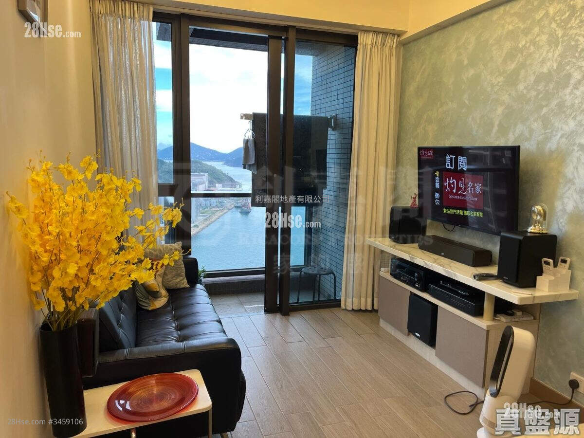 Wings At Seaii Rental 3 Bedrooms , 1 Bathroom 623 ft² ( 57.9 m² )