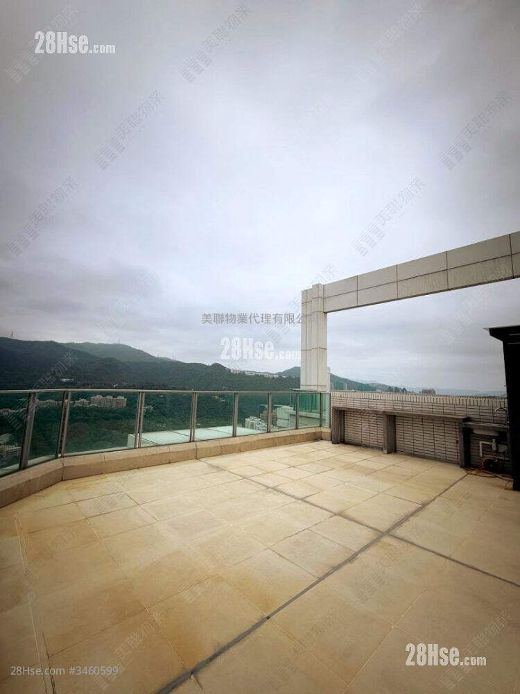 The Riverpark Sell 4 Bedrooms 1,476 ft² ( 137.1 m² )