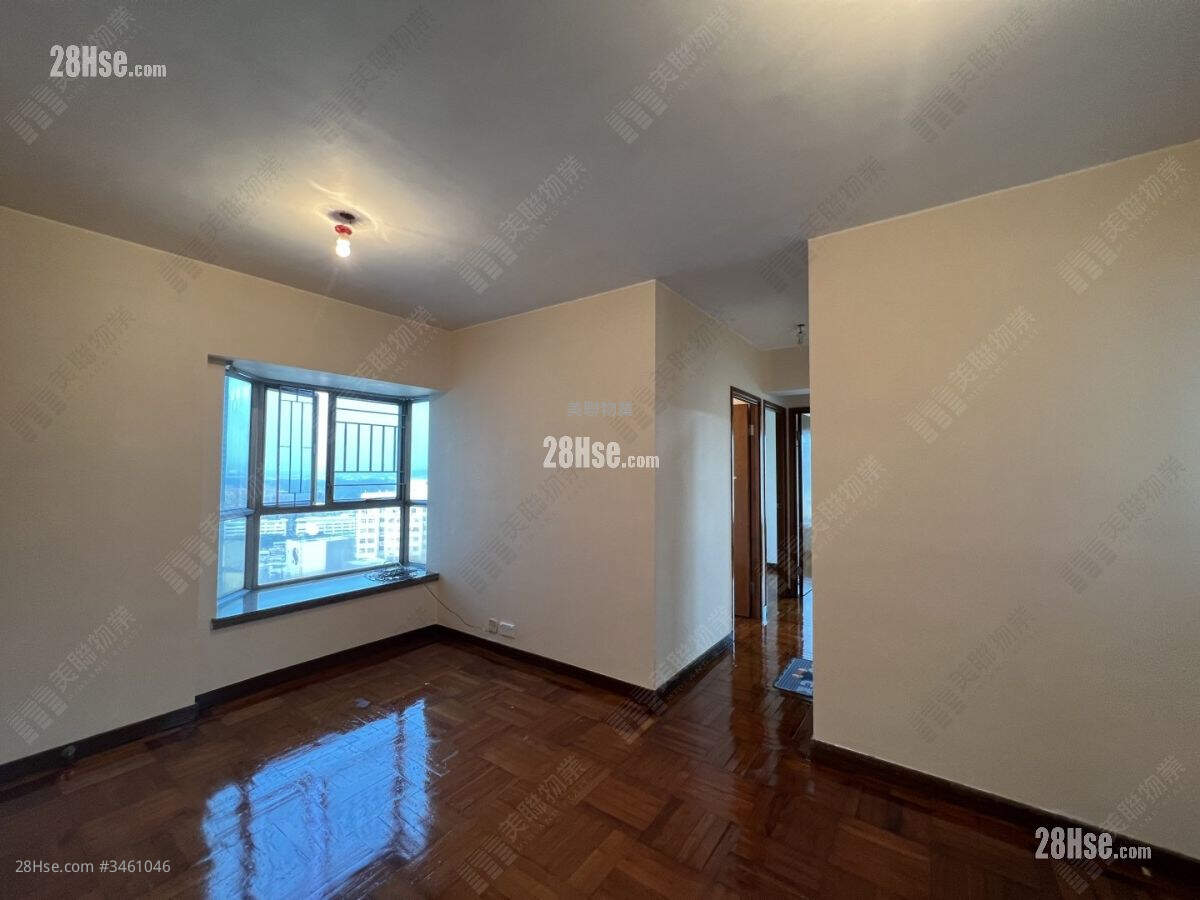 Opulence Height Rental 3 Bedrooms , 1 Bathroom 499 ft² ( 46.4 m² )