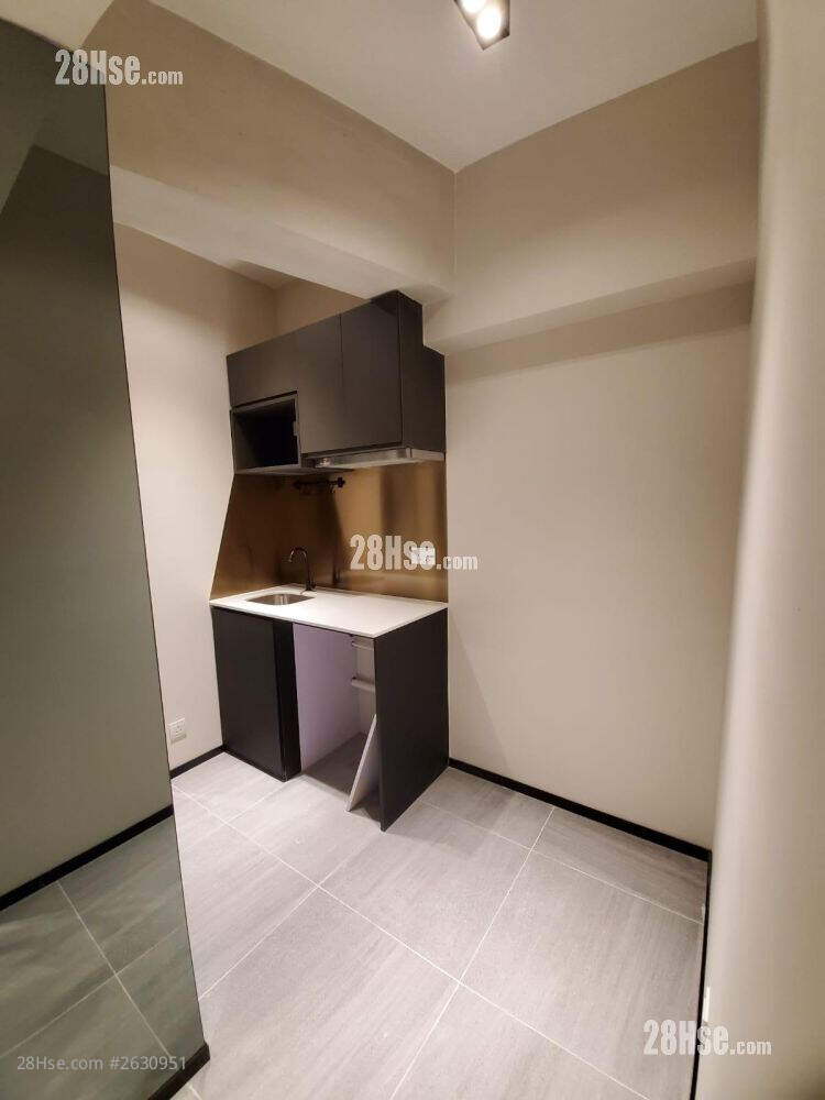 Windsor Mansion Rental Studio 200 ft² ( 18.6 m² )
