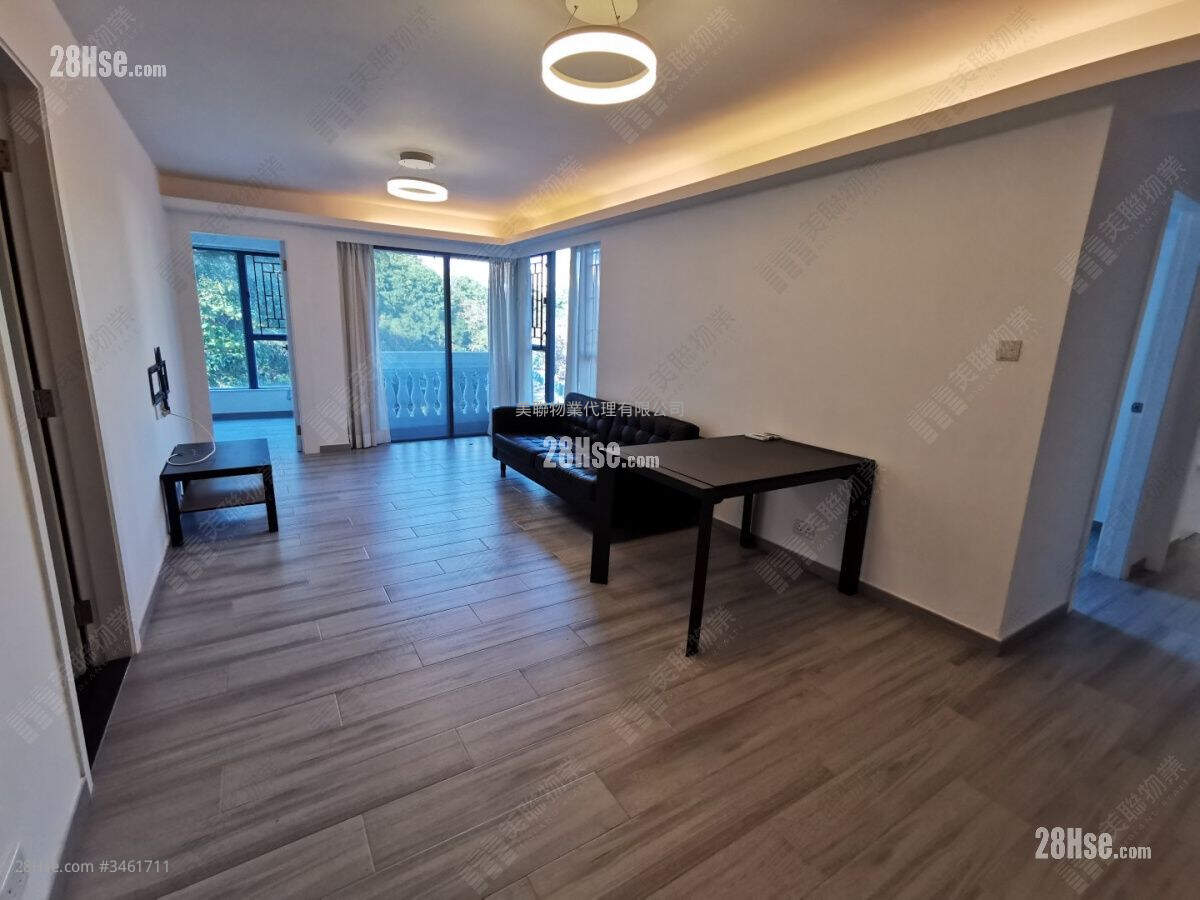 The Regalia Sell 3 Bedrooms , 2 Bathrooms 887 ft² ( 82.4 m² )