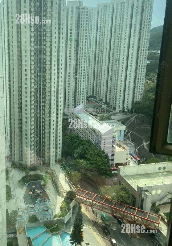 Serenade Cove Sell 3 Bedrooms , 1 Bathroom 570 ft² ( 53.0 m² )