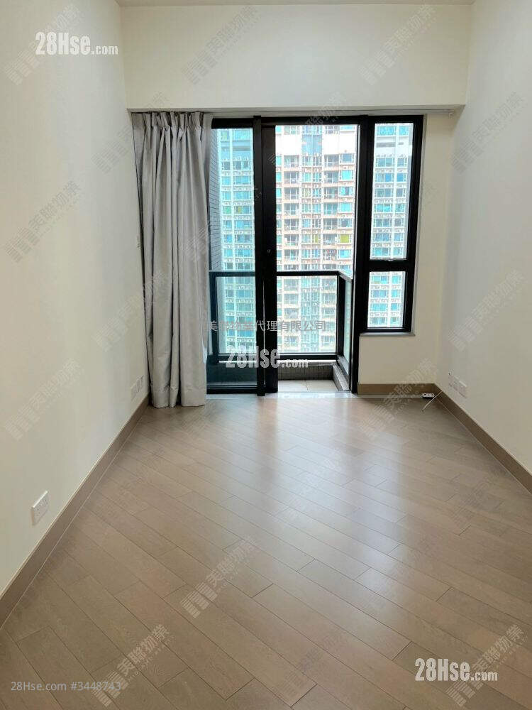 Wings At Seaii Rental 2 Bedrooms , 1 Bathroom 473 ft² ( 43.9 m² )