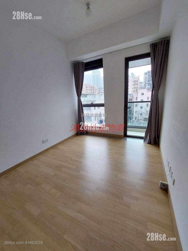 Novi Rental Studio , 1 Bathroom 182 ft² ( 16.9 m² )