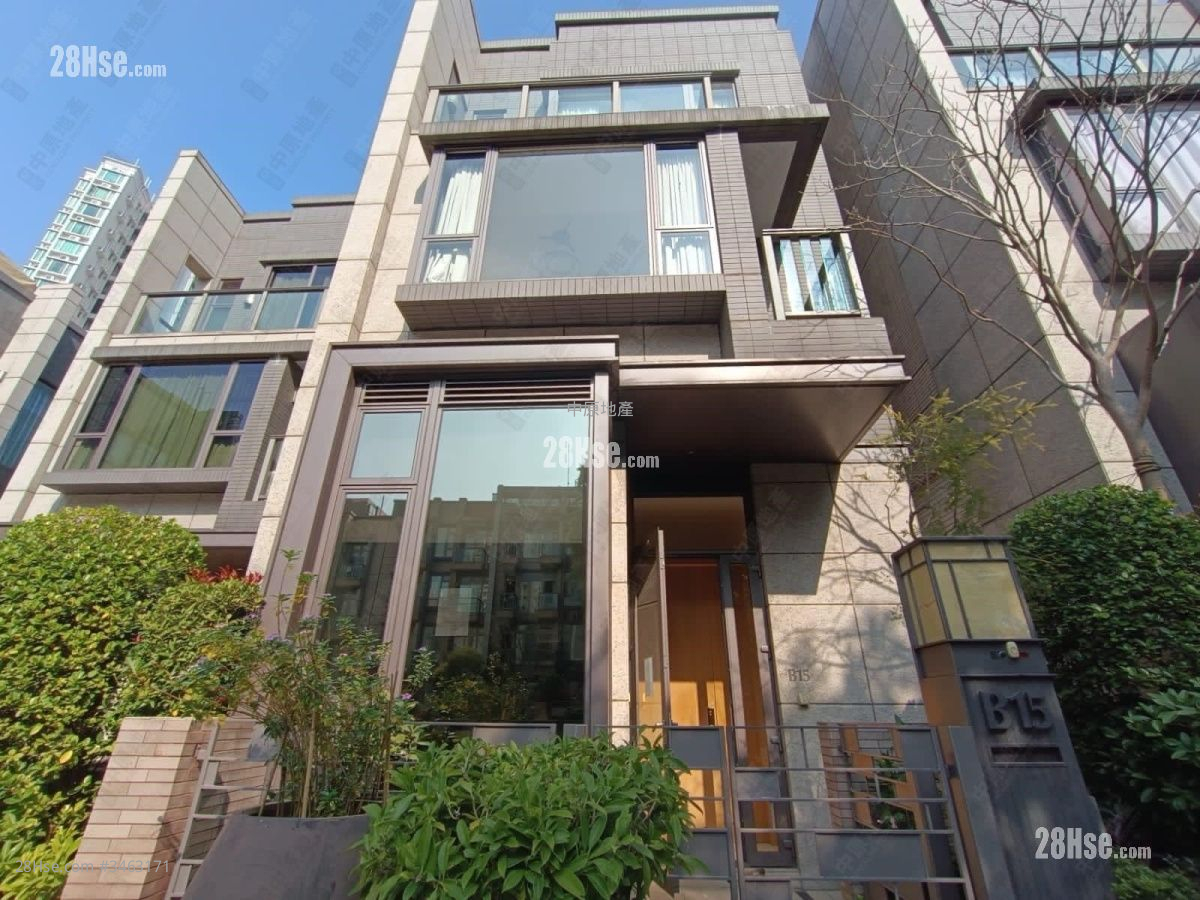 The Woodsville Sell 4 Bedrooms 2,429 ft² ( 225.7 m² )