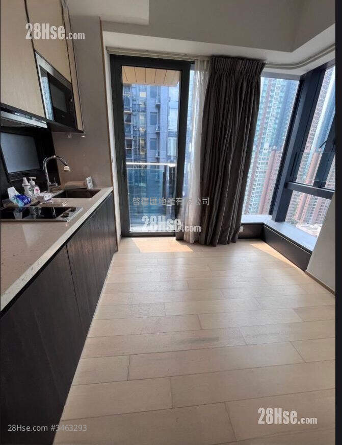 Eltanin Square Mile Rental Studio 194 ft² ( 18.0 m² )