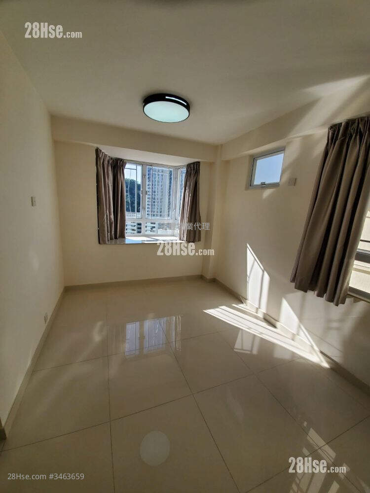 Smithfield Terrace Rental Studio 262 ft² ( 24.3 m² )