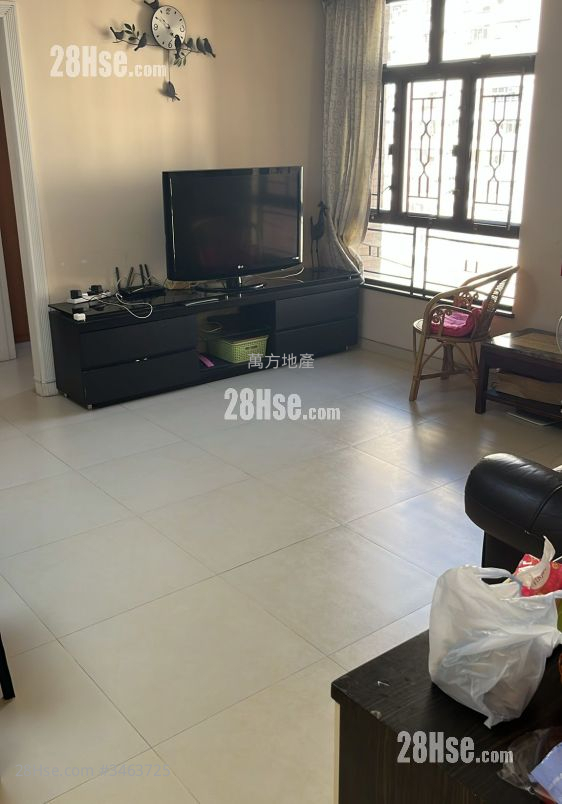 Yue Shing Court Sell 2 Bedrooms , 1 Bathroom 551 ft² ( 51.2 m² )