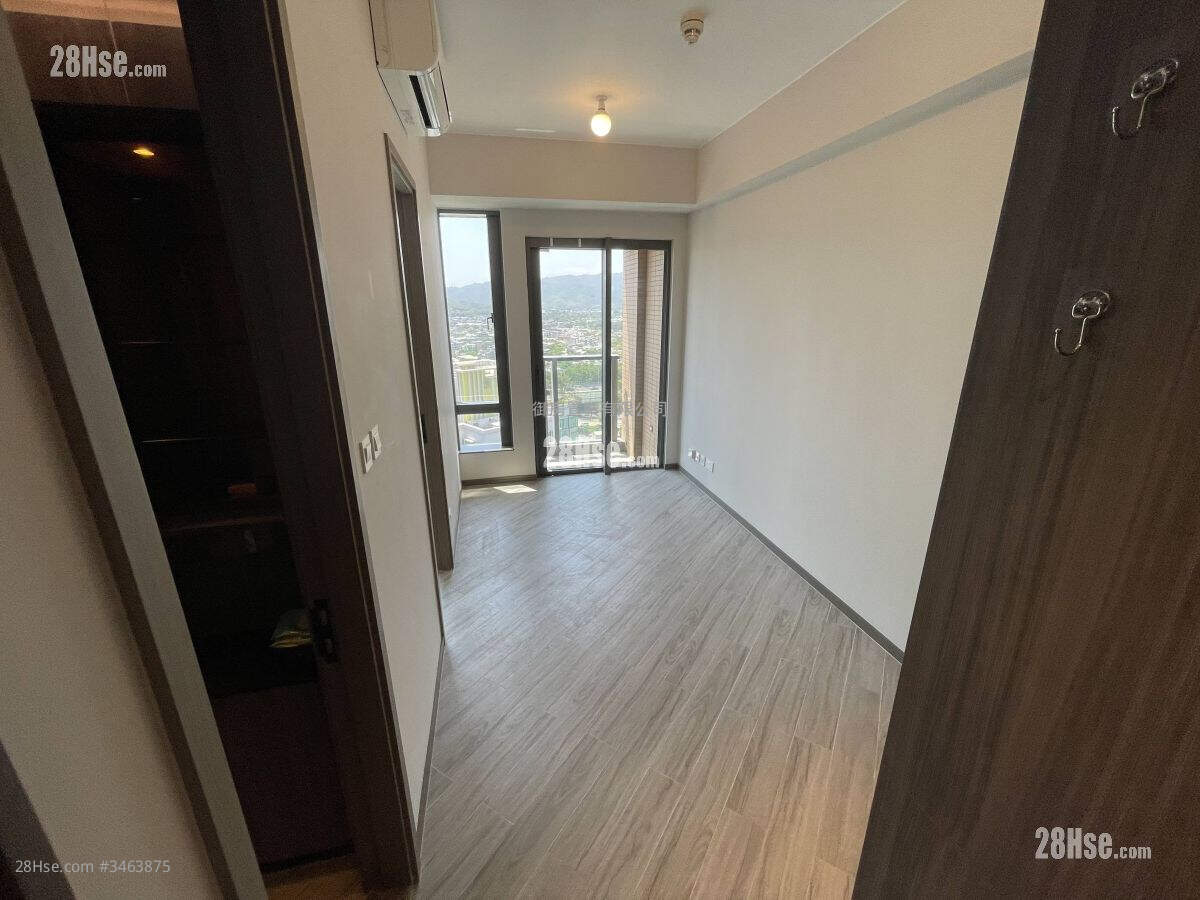 Reach Summit Rental 266 ft² ( 24.7 m² )
