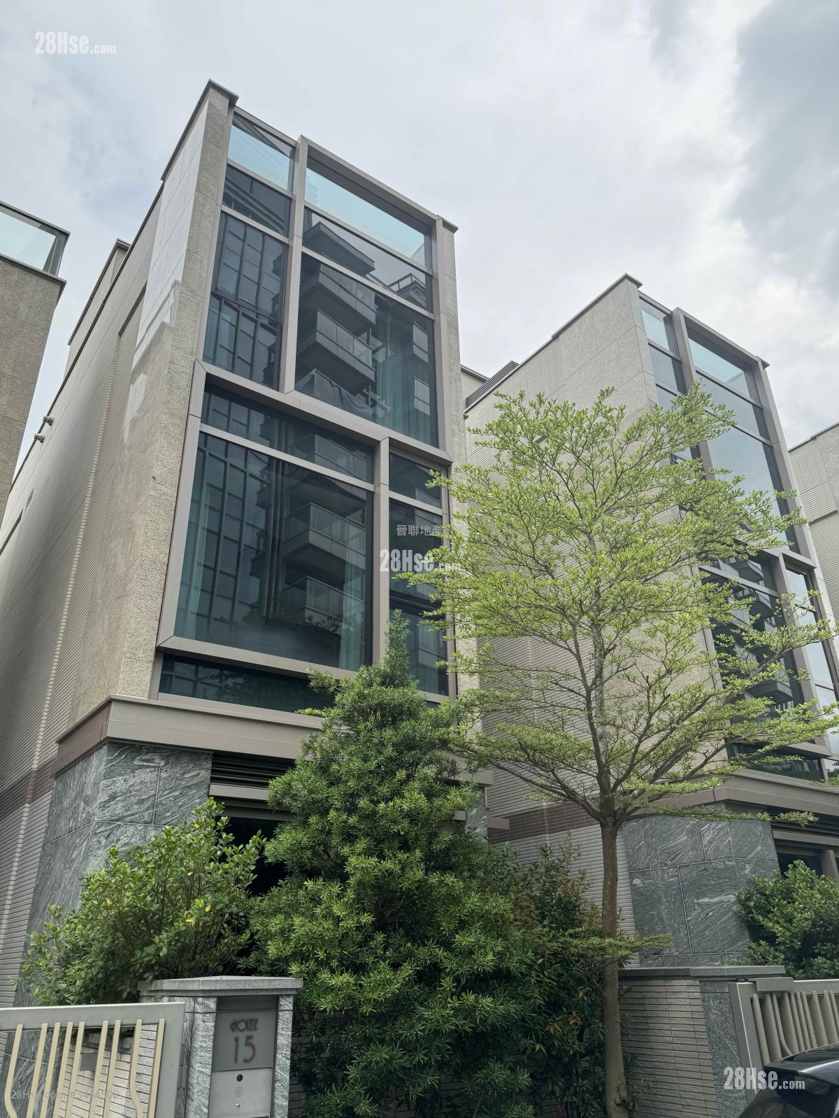 Mount Regalia Rental 4 Bedrooms , 5+ Bathrooms 3,027 ft² ( 281.2 m² )