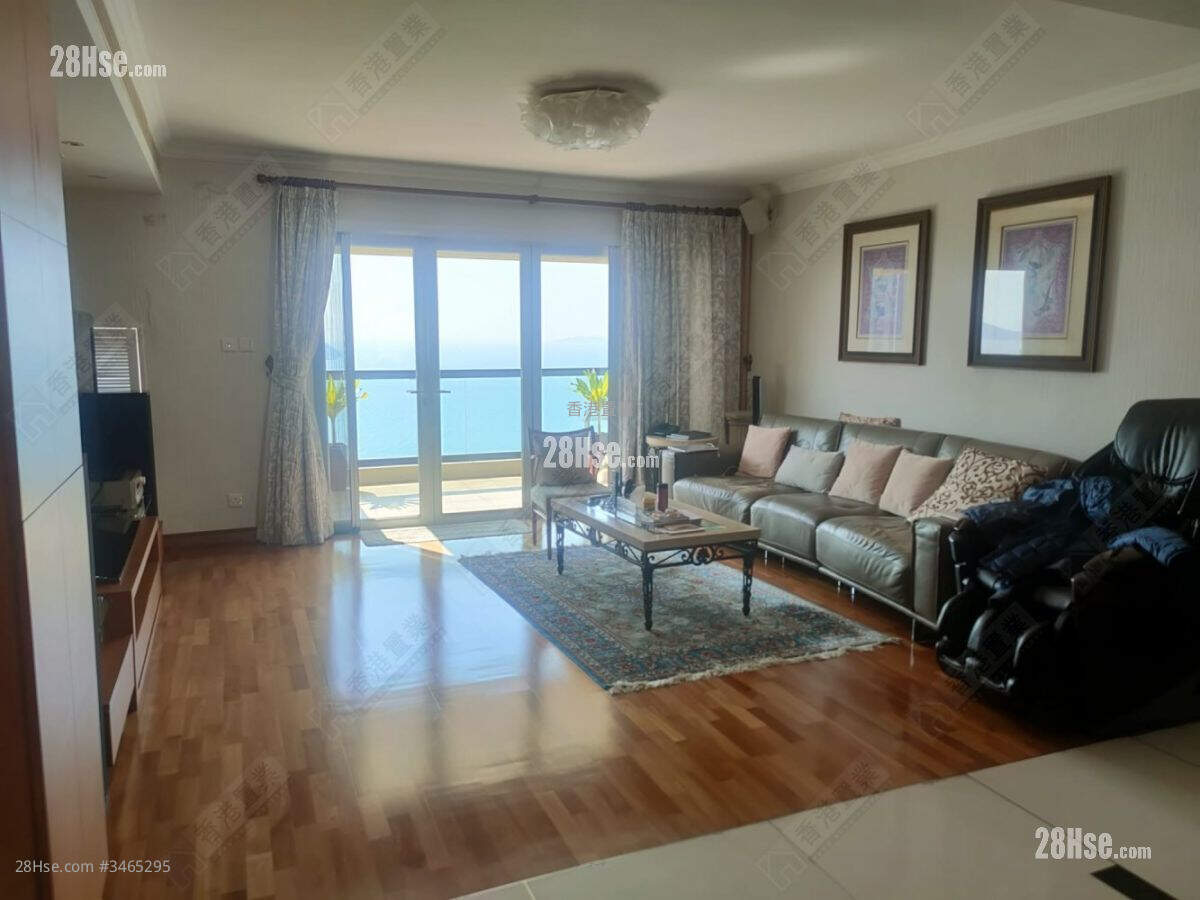 Baguio Villa Sell 5+ Bedrooms , 3 Bathrooms 2,488 ft² ( 231.1 m² )