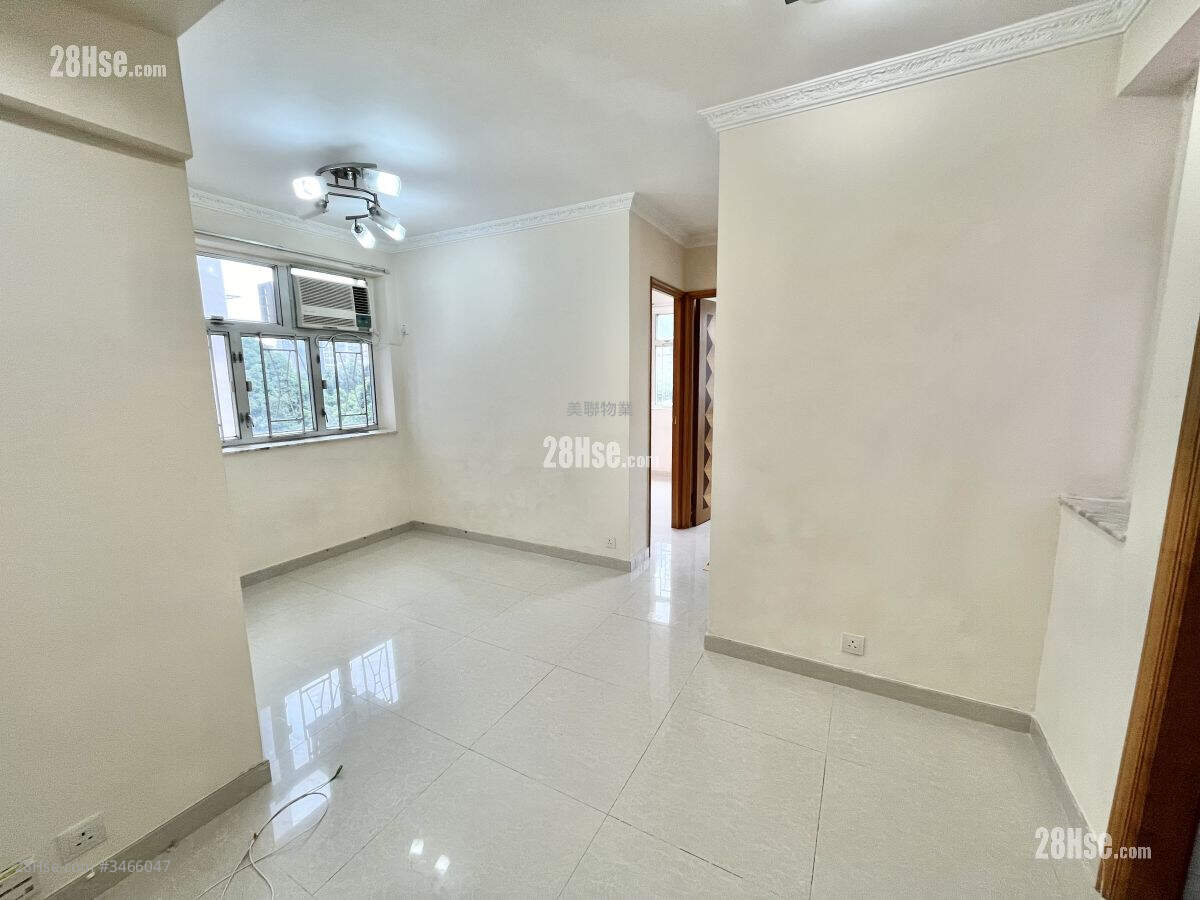 Tsuen Wan Centre Rental 2 Bedrooms 380 ft² ( 35.3 m² )