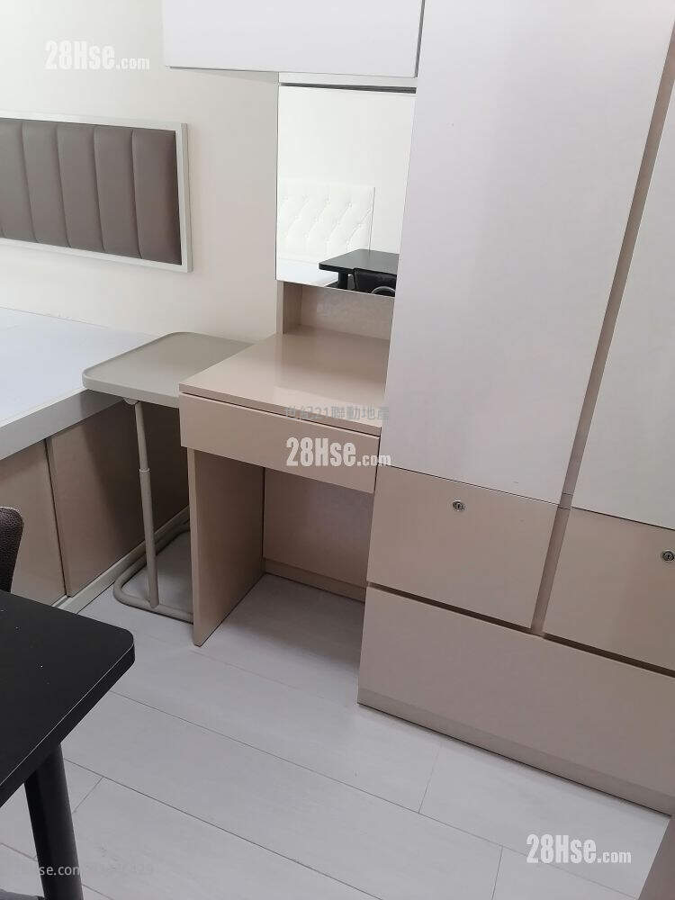 Kam Yuck Building Rental 2 Bedrooms , 1 Bathroom 224 ft² ( 20.8 m² )