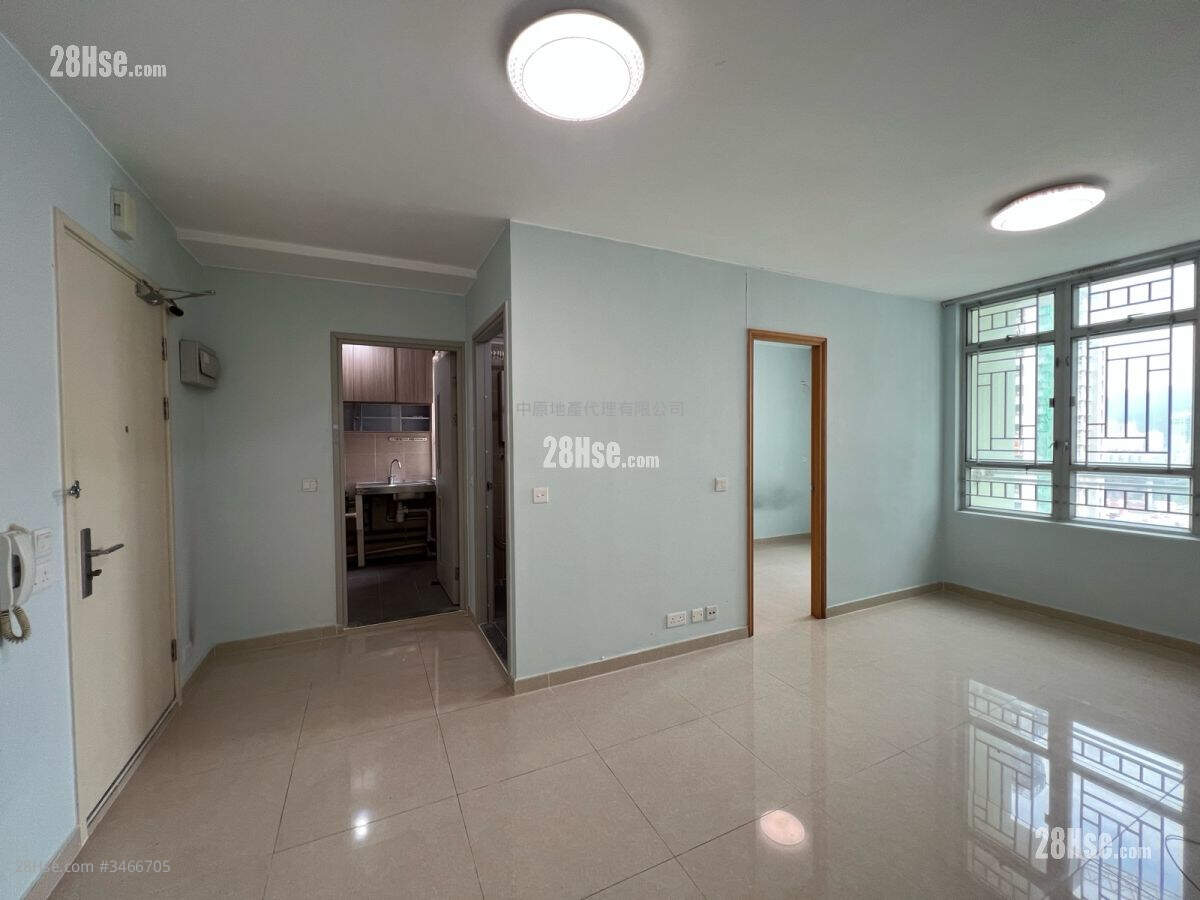 Ching Chun Court Sell 2 Bedrooms , 1 Bathroom 435 ft² ( 40.4 m² )