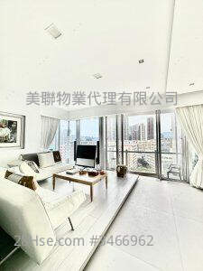 Forfar Sell 3 Bedrooms , 3 Bathrooms 1,755 ft² ( 163.0 m² )