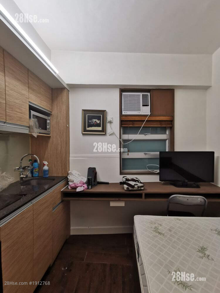 Sze Bo Building Rental Studio , 1 Bathroom 130 ft² ( 12.1 m² )