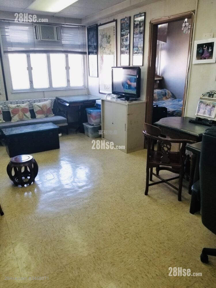Ka On Building Sell 1 Bedroom , 1 Bathroom 369 ft² ( 34.3 m² )