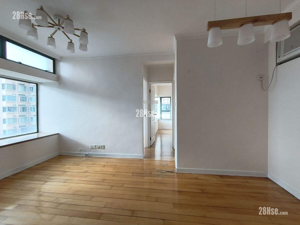 Regentville Rental 2 Bedrooms , 1 Bathroom 468 ft² ( 43.5 m² )