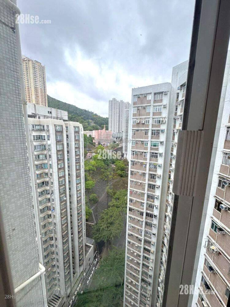 康翠台 售盘 2 房 , 1 浴室 504 平方尺 ( 46.8 平方米 )