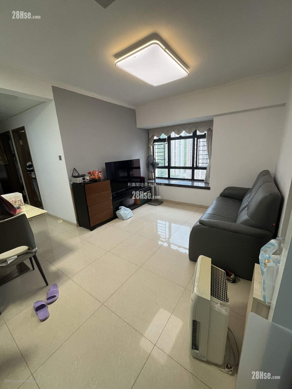 Sunshine City Sell 3 Bedrooms , 1 Bathroom 519 ft² ( 48.2 m² )