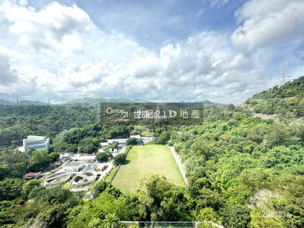 Caldecott Hill Sell 3 Bedrooms , 2 Bathrooms 955 ft² ( 88.7 m² )