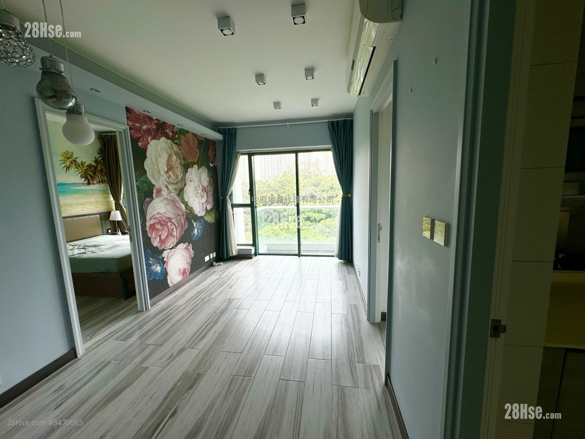 Mont Vert Sell 2 Bedrooms 493 ft² ( 45.8 m² )