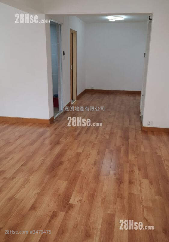 Village Rental 2 Bedrooms , 1 Bathroom 630 ft² ( 58.5 m² )