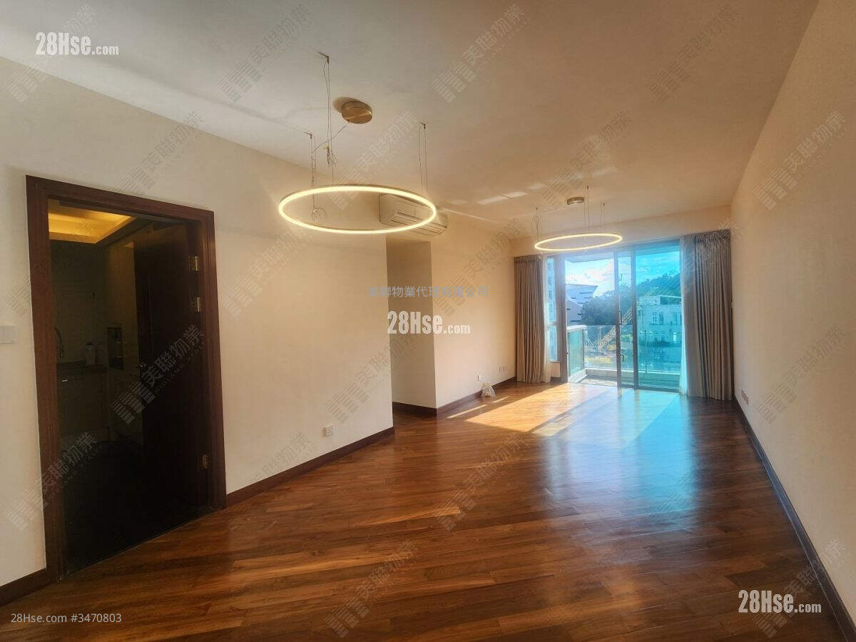 Mount Beacon Rental 3 Bedrooms 839 ft² ( 77.9 m² )