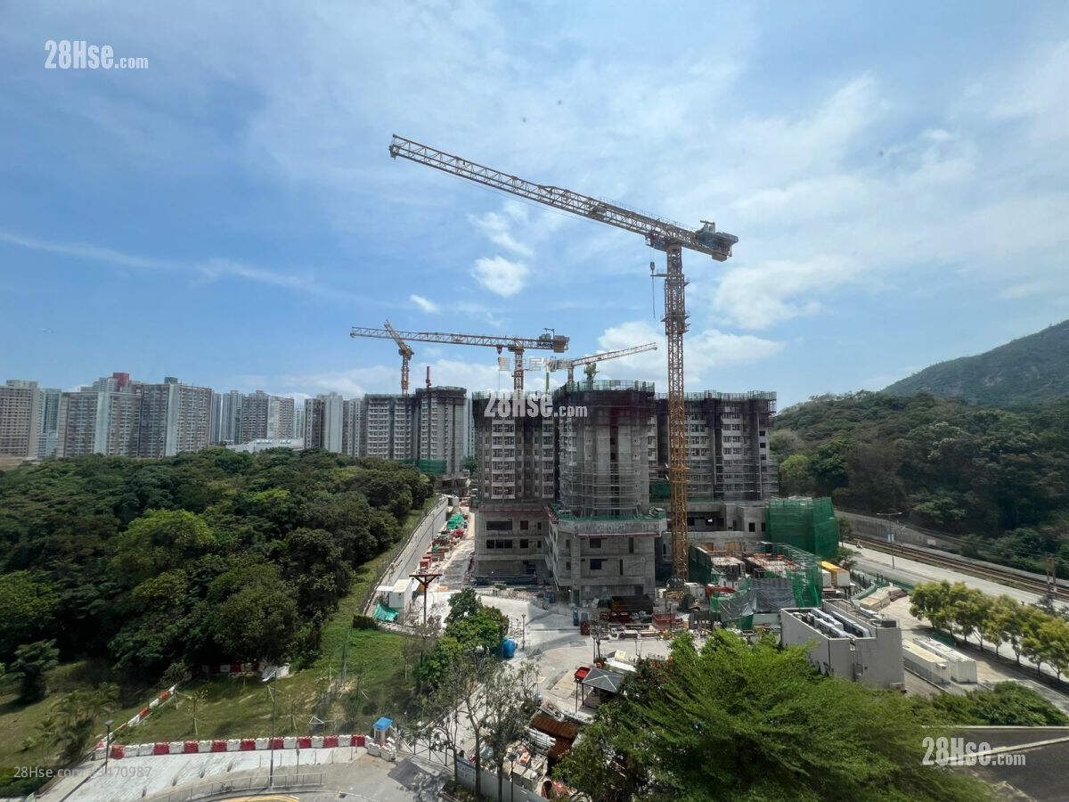 Sun Tuen Mun Centre Sell 2 Bedrooms , 1 Bathroom 455 ft² ( 42.3 m² )