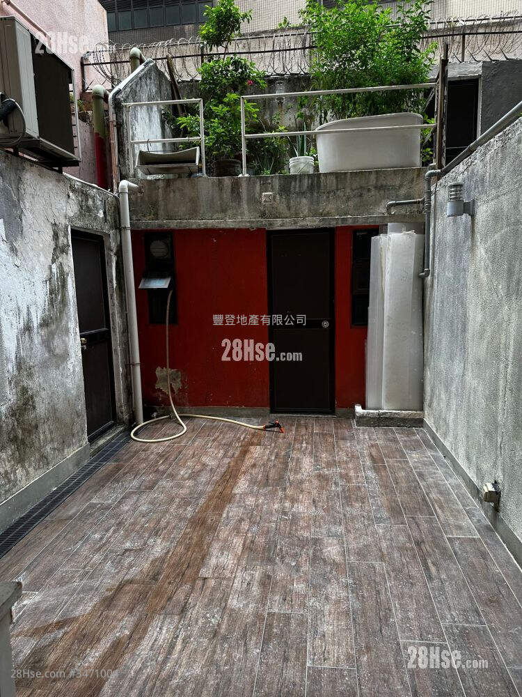On Lok Mansion Rental 500 ft² ( 46.5 m² )