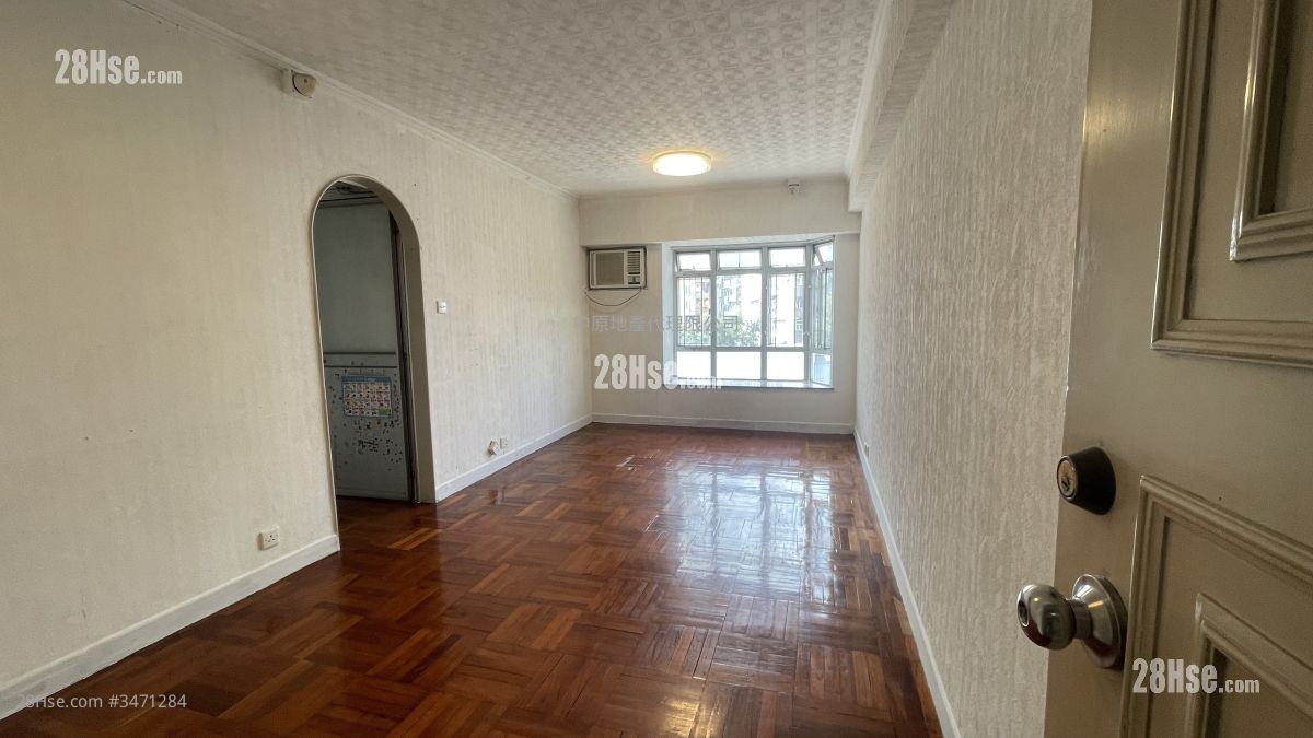 Manhattan Plaza Sell 3 Bedrooms , 1 Bathroom 637 ft² ( 59.2 m² )
