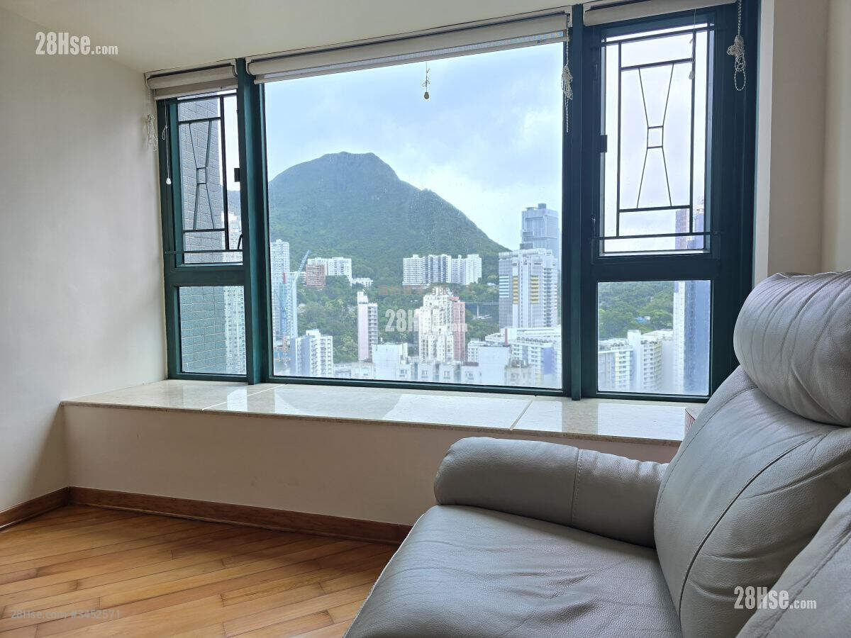 Manhattan Heights Rental 2 Bedrooms , 1 Bathroom 434 ft² ( 40.3 m² )