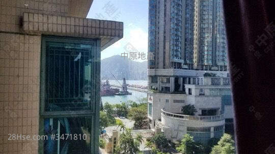 Island Harbourview Sell 3 Bedrooms , 2 Bathrooms 703 ft² ( 65.3 m² )