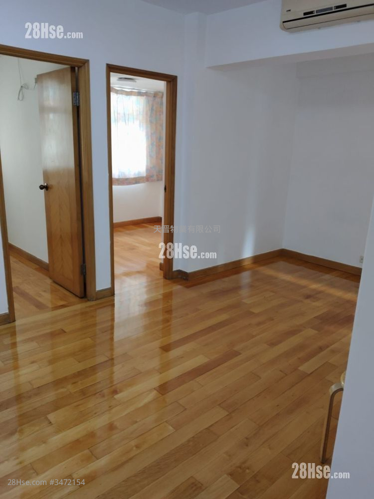 Po Kwong Building Sell 2 Bedrooms , 1 Bathroom 496 ft² ( 46.1 m² )