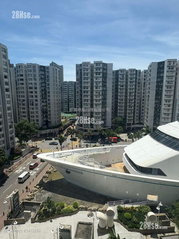 Whampoa Garden Sell 2 Bedrooms , 1 Bathroom 503 ft² ( 46.7 m² )