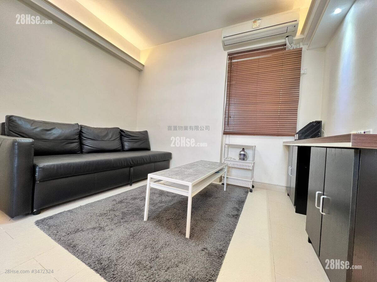 Apartment Rental 2 Bedrooms , 1 Bathroom 377 ft² ( 35.0 m² )