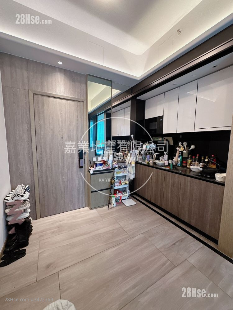 Two Artlane Rental 1 Bedroom , 1 Bathroom 253 ft² ( 23.5 m² )