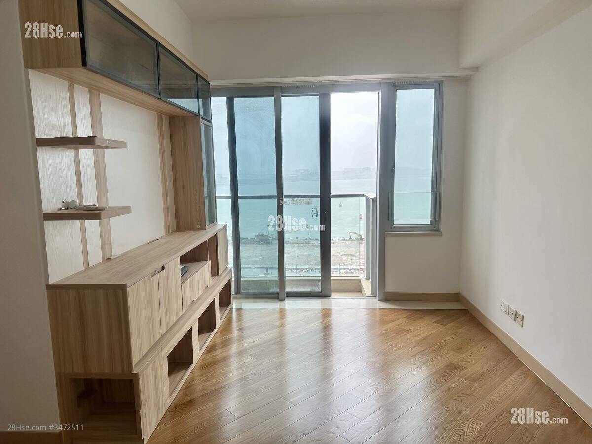 Century Link Rental 3 Bedrooms , 2 Bathrooms 645 ft² ( 59.9 m² )
